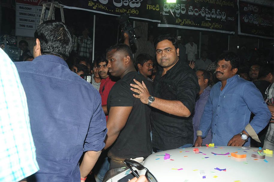 Yevadu-Trailer-Launch-at-Sandhya-70MM